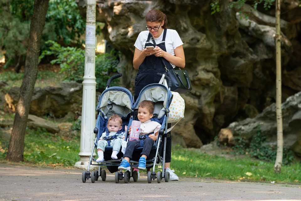 Best Double Stroller for Travel